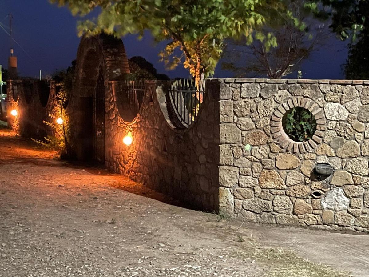 Mama'S Sunshine Garden Villa Agios Ilias  Esterno foto